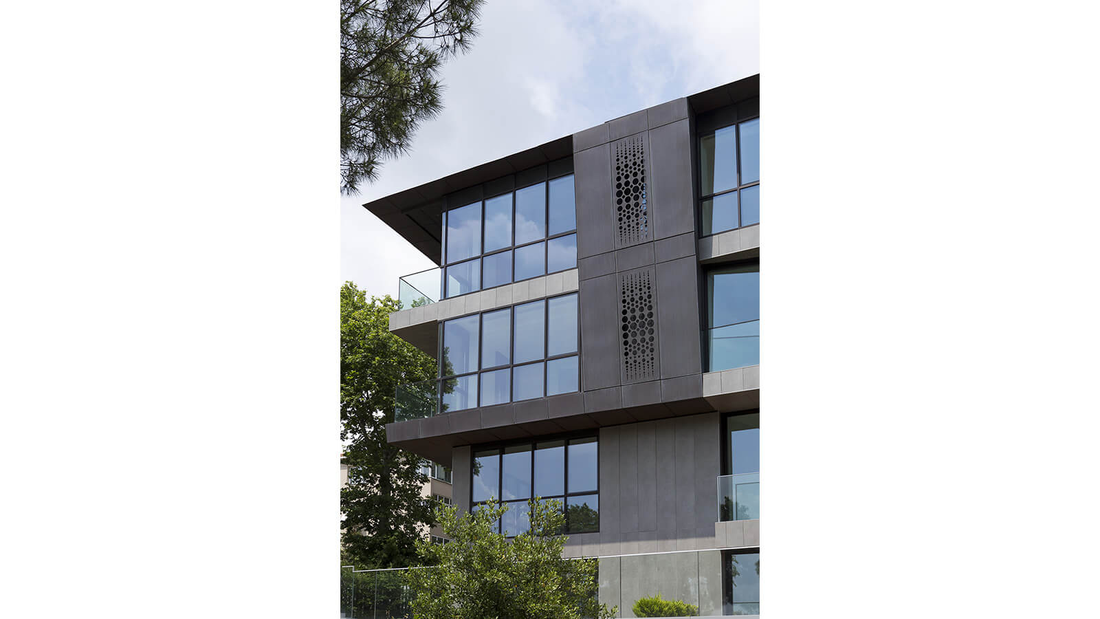 Qent İstinye Galeri 21